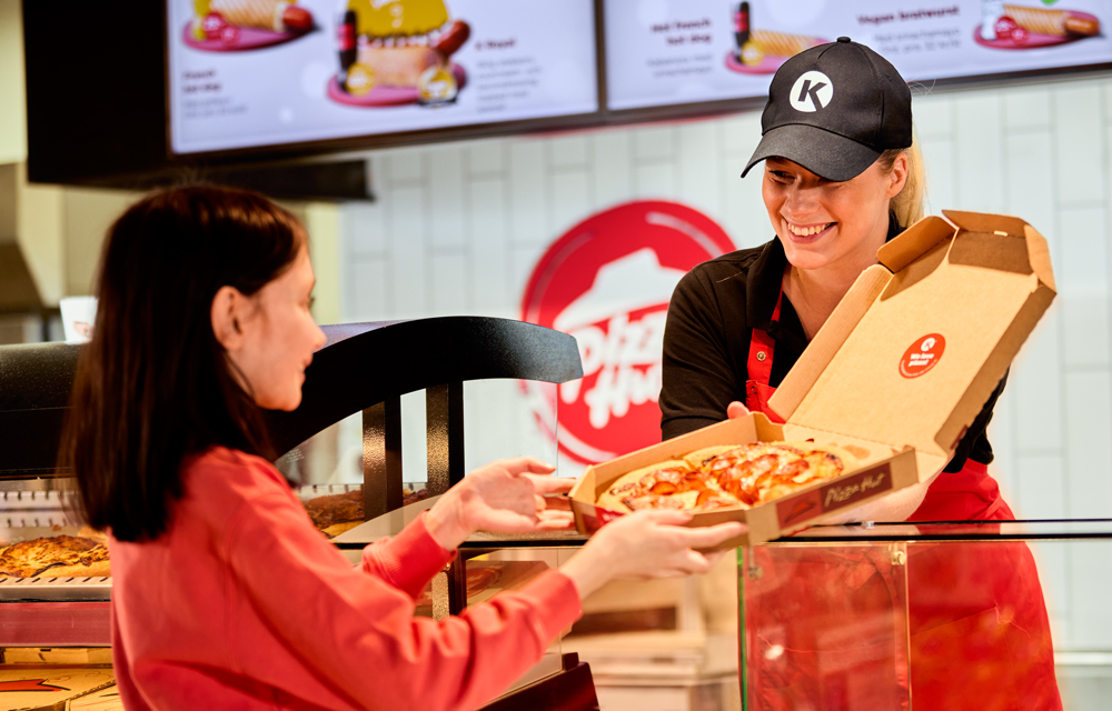 Köp Pizza från Pizza Hut på Circle K